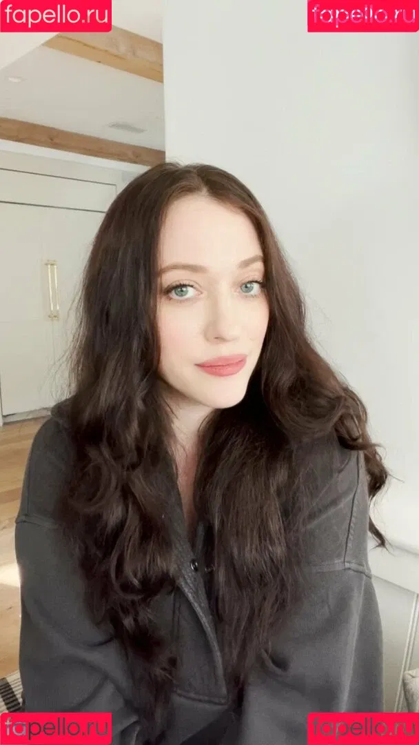 Kat Dennings / OfficialKat / katdenningsss Onlyfans Photo Gallery 