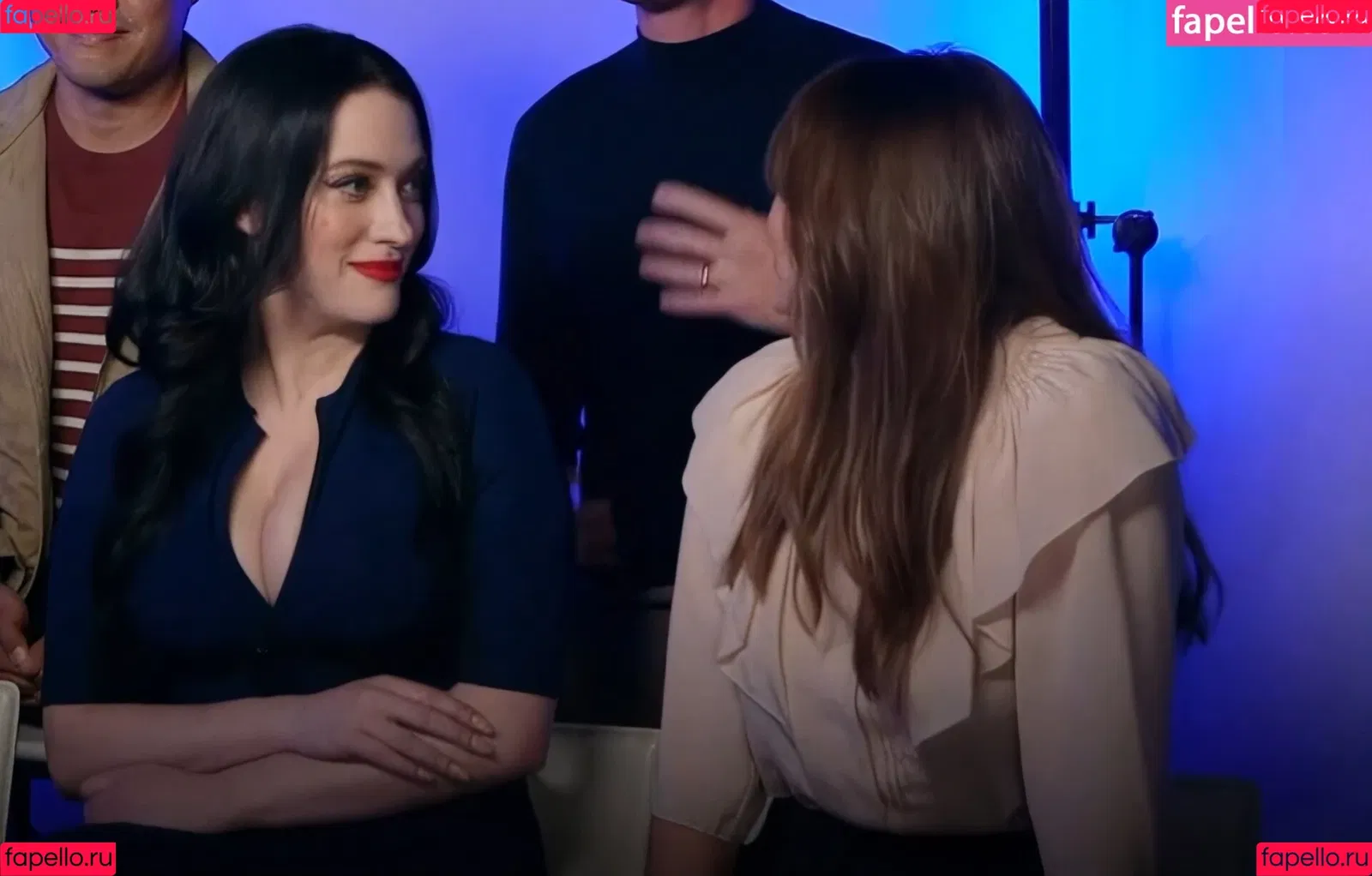Kat Dennings / OfficialKat / katdenningsss Onlyfans Photo Gallery 