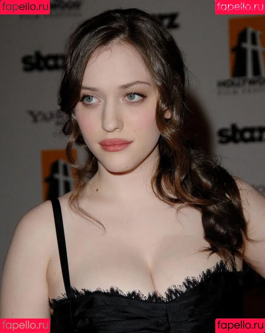 Kat Dennings / OfficialKat / katdenningsss Onlyfans Photo Gallery 