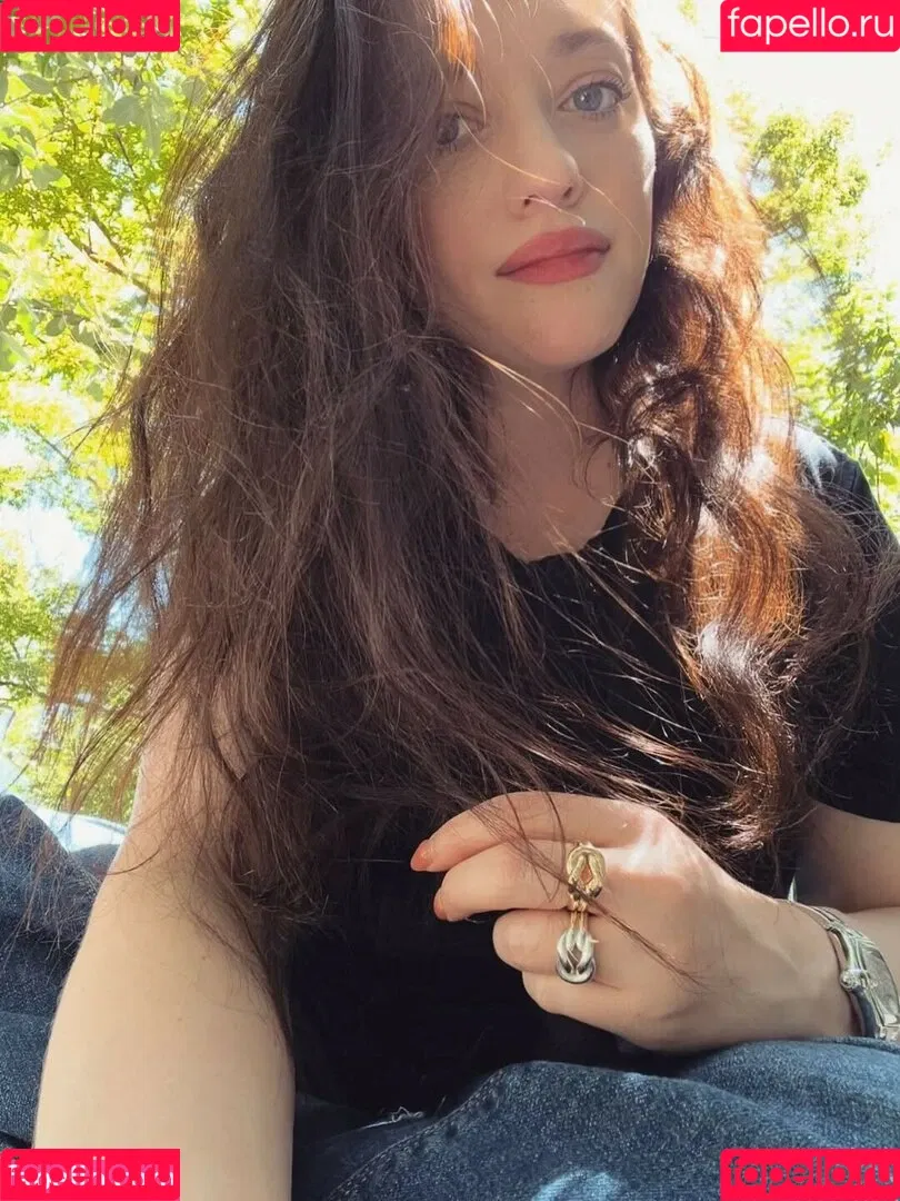 Kat Dennings / OfficialKat / katdenningsss Onlyfans Photo Gallery 