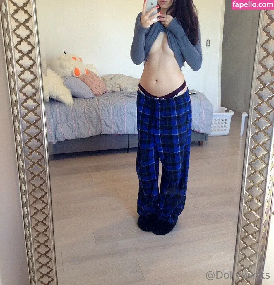 dolly.winks / dollywinks / https: Onlyfans Photo Gallery 