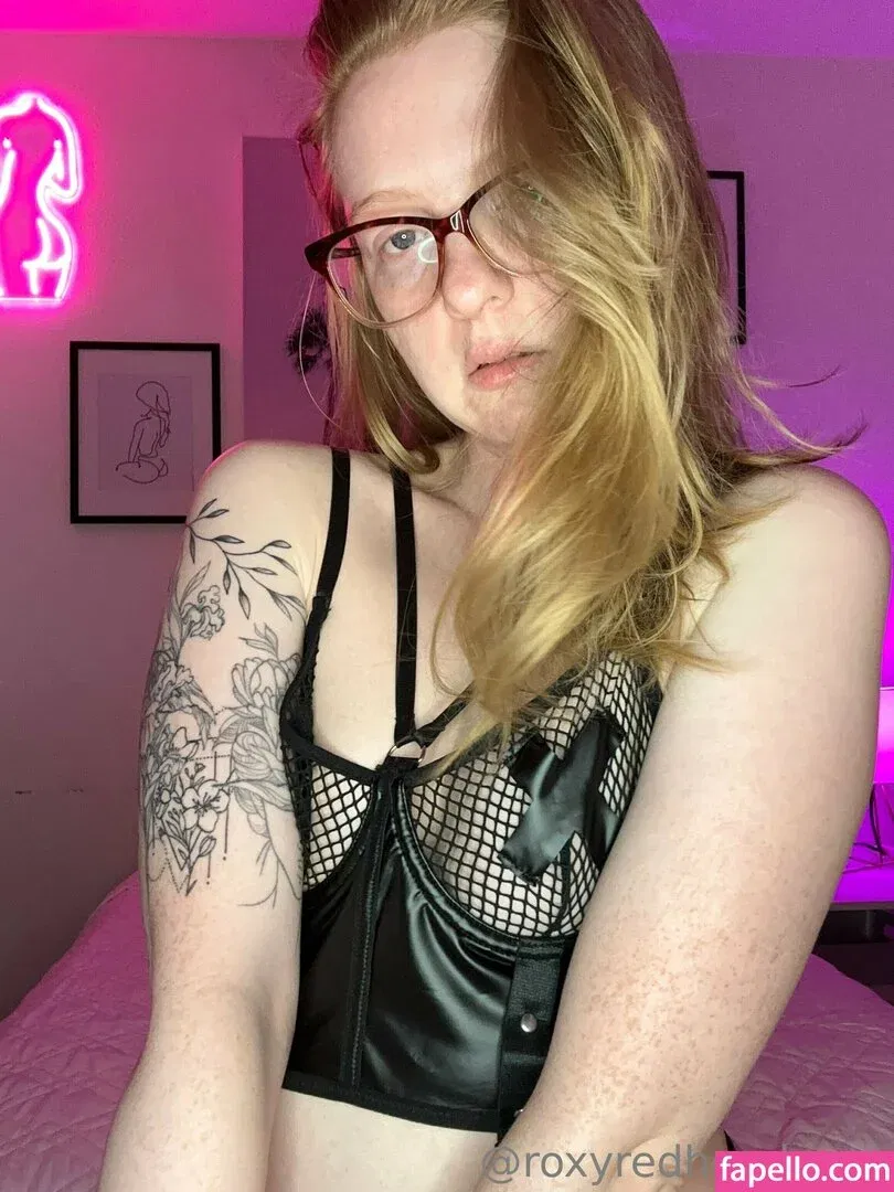 ratedrachelxoxo / roxyredheadxoxo Onlyfans Photo Gallery 