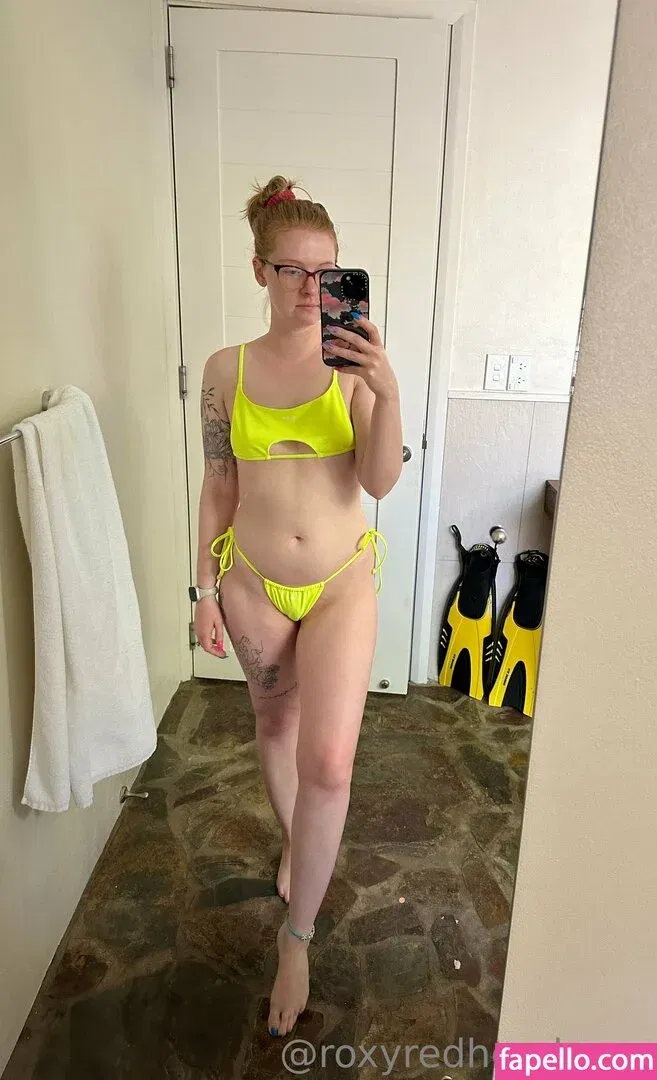 ratedrachelxoxo / roxyredheadxoxo Onlyfans Photo Gallery 