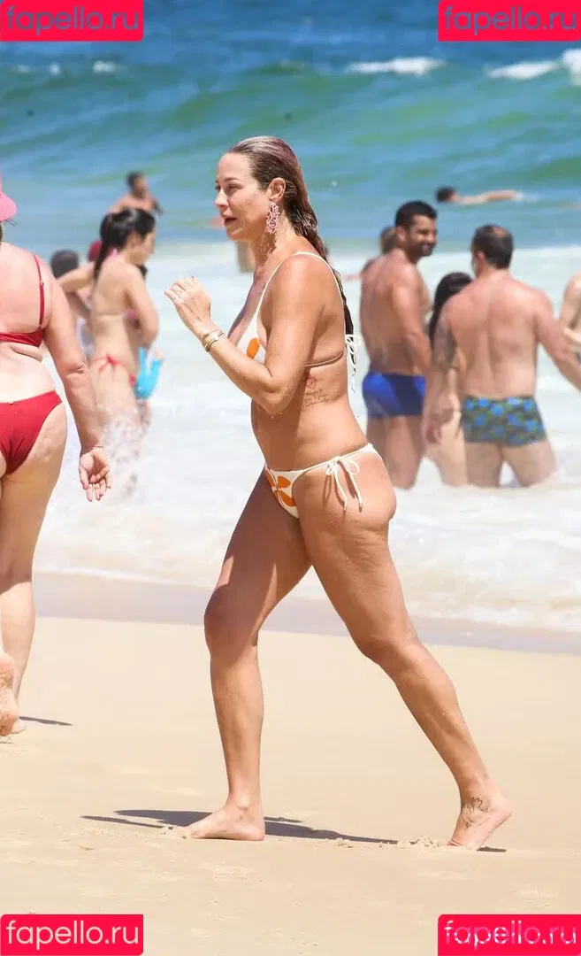 Luana Piovani / luapio Onlyfans Photo Gallery 