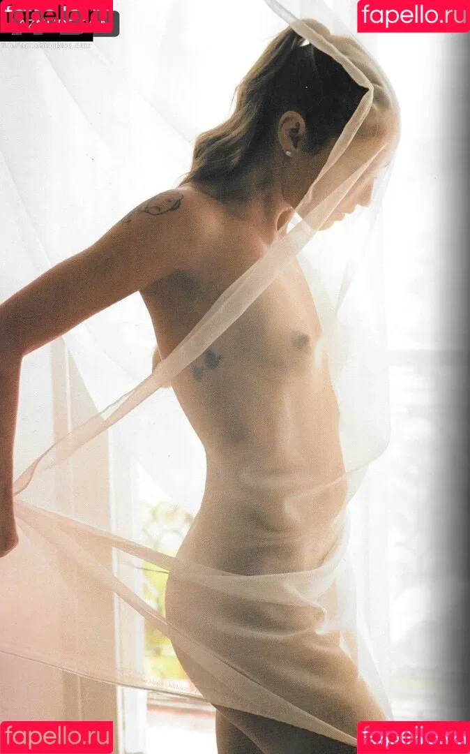 Luana Piovani / luapio Onlyfans Photo Gallery 