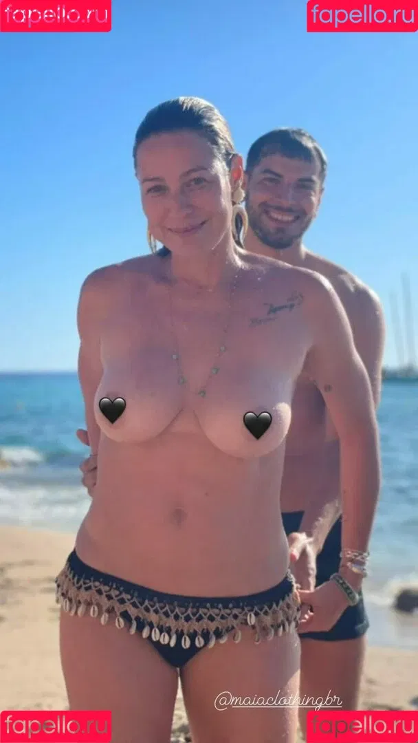 Luana Piovani / luapio Onlyfans Photo Gallery 