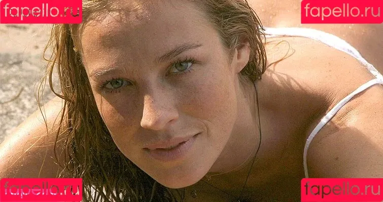Luana Piovani / luapio Onlyfans Photo Gallery 