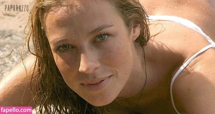 Luana Piovani / luapio Onlyfans Photo Gallery 