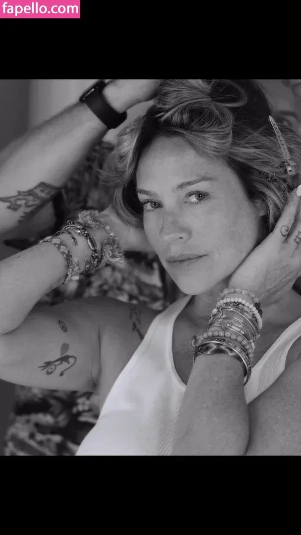 Luana Piovani / luapio Onlyfans Photo Gallery 