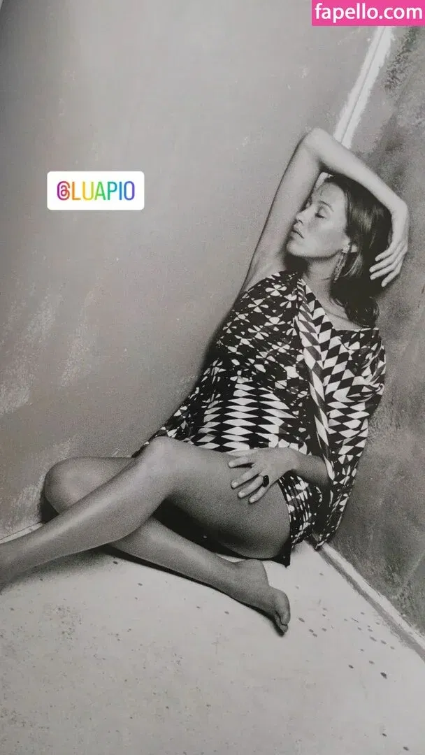 Luana Piovani / luapio Onlyfans Photo Gallery 