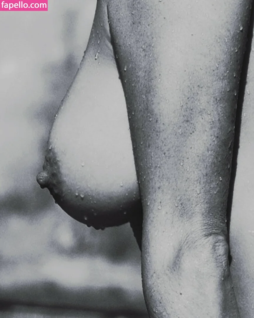 Luana Piovani / luapio Onlyfans Photo Gallery 