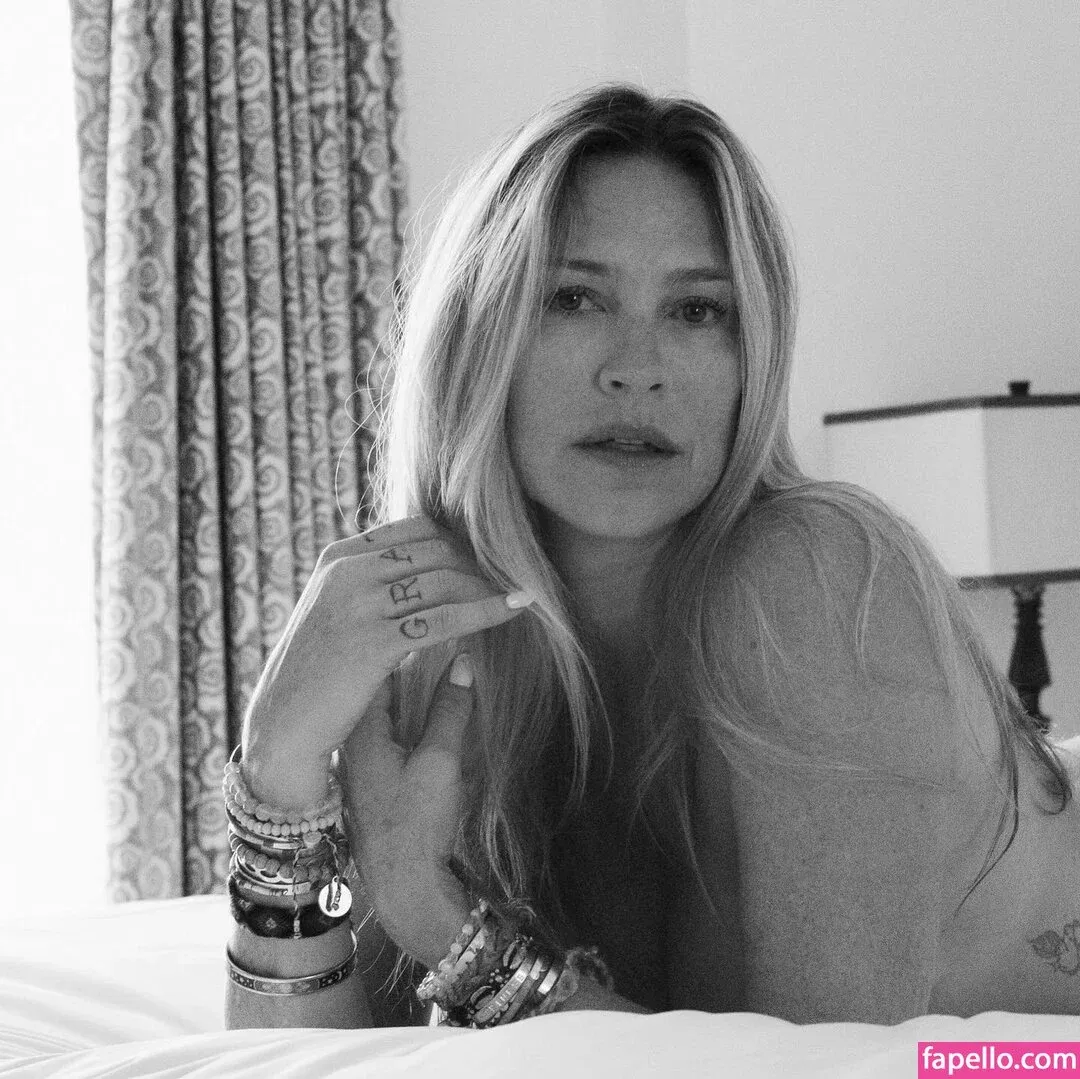 Luana Piovani / luapio Onlyfans Photo Gallery 