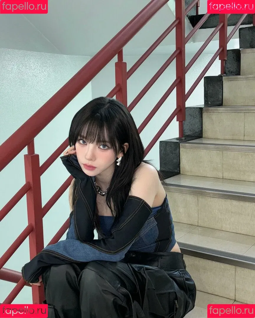 Karina / aespa / karinamasfina / katarinabluu Onlyfans Photo Gallery 