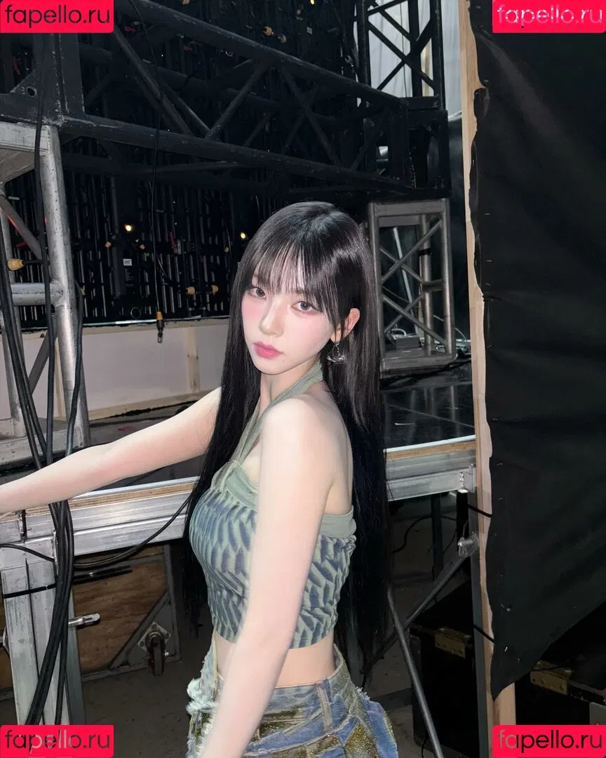 Karina / aespa / karinamasfina / katarinabluu Onlyfans Photo Gallery 