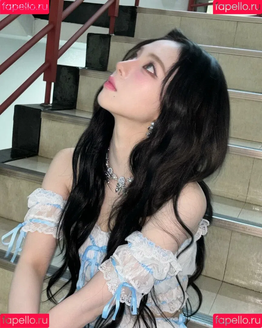 Karina / aespa / karinamasfina / katarinabluu Onlyfans Photo Gallery 