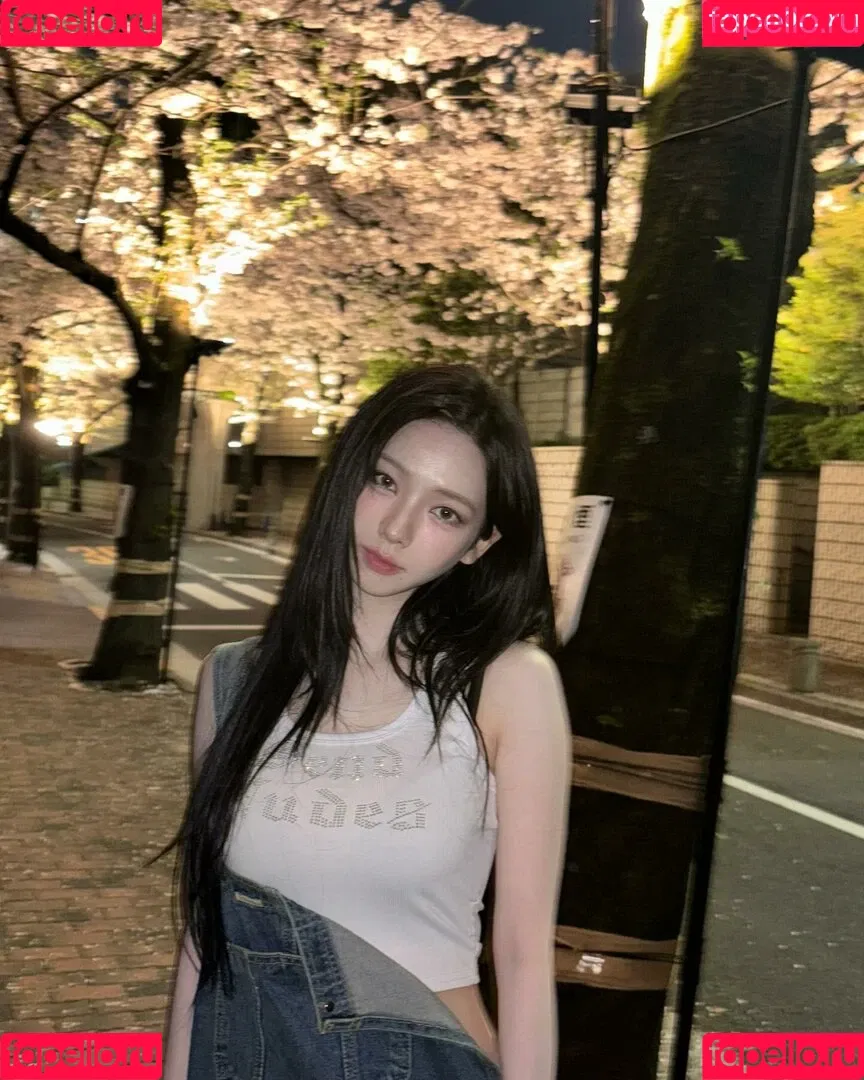 Karina / aespa / karinamasfina / katarinabluu Onlyfans Photo Gallery 