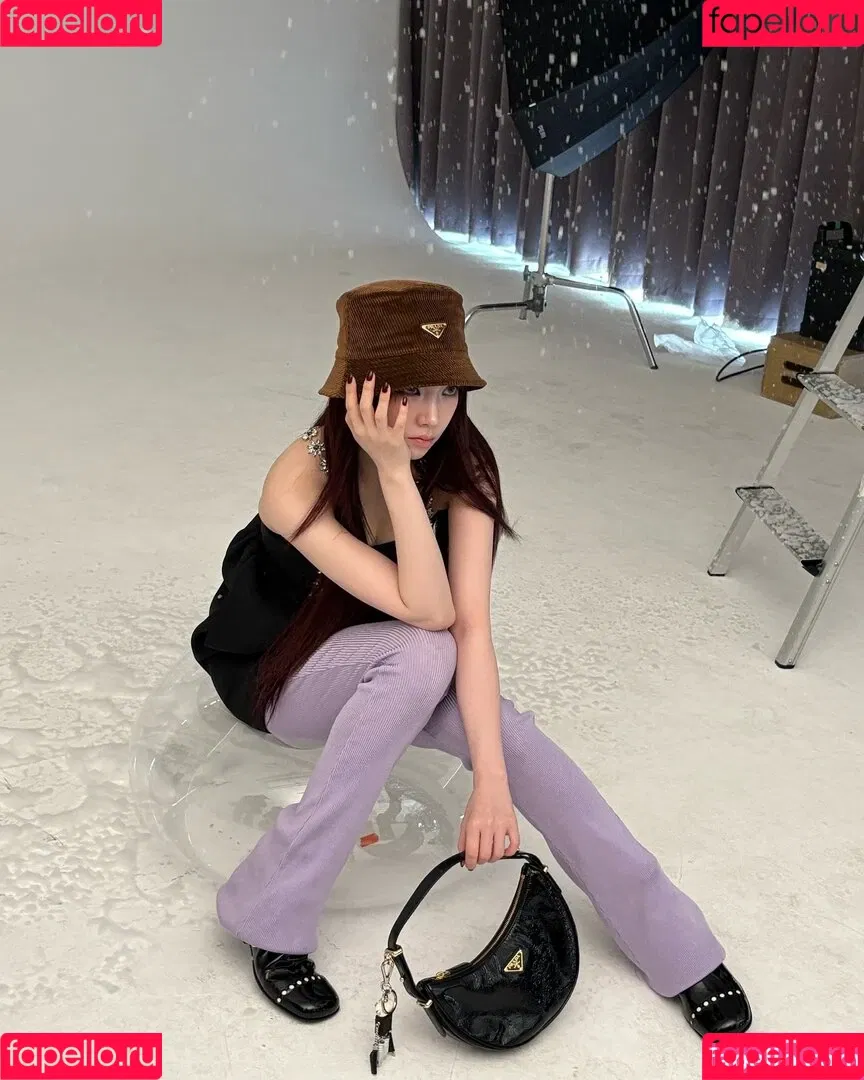 Karina / aespa / karinamasfina / katarinabluu Onlyfans Photo Gallery 
