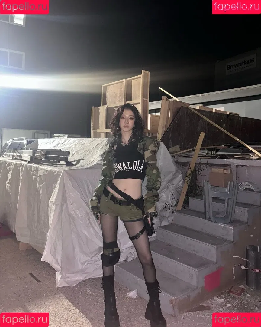 Karina / aespa / karinamasfina / katarinabluu Onlyfans Photo Gallery 
