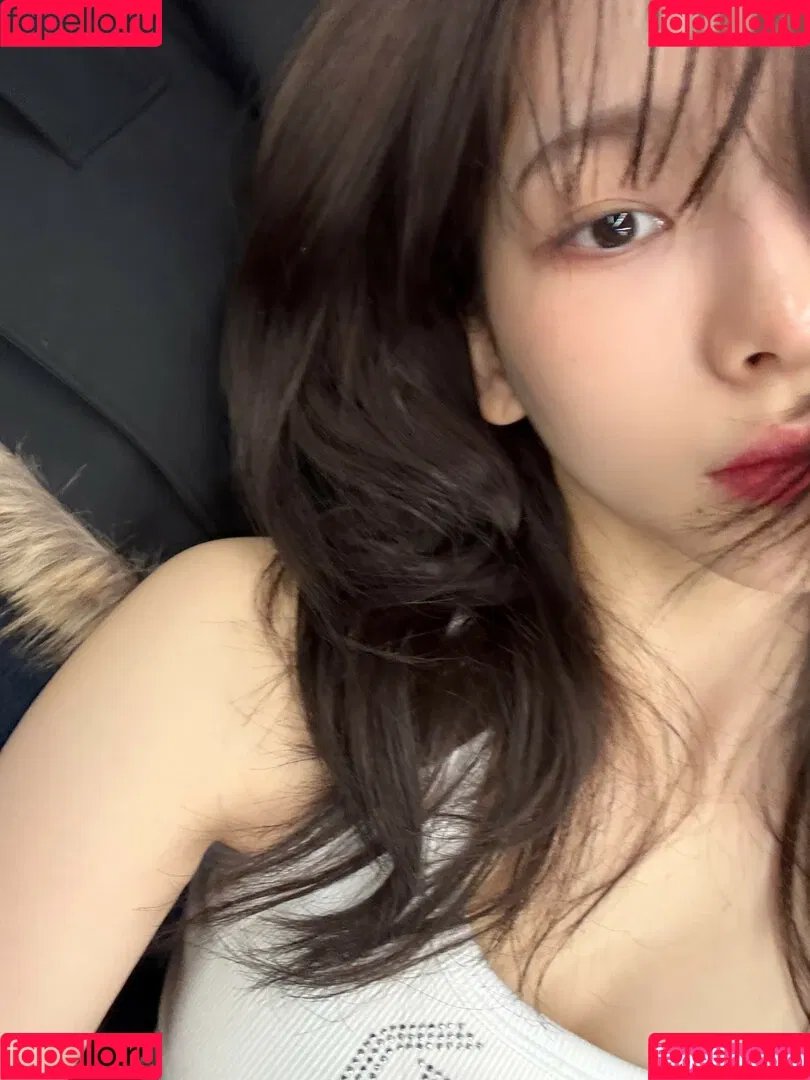 Karina / aespa / karinamasfina / katarinabluu Onlyfans Photo Gallery 