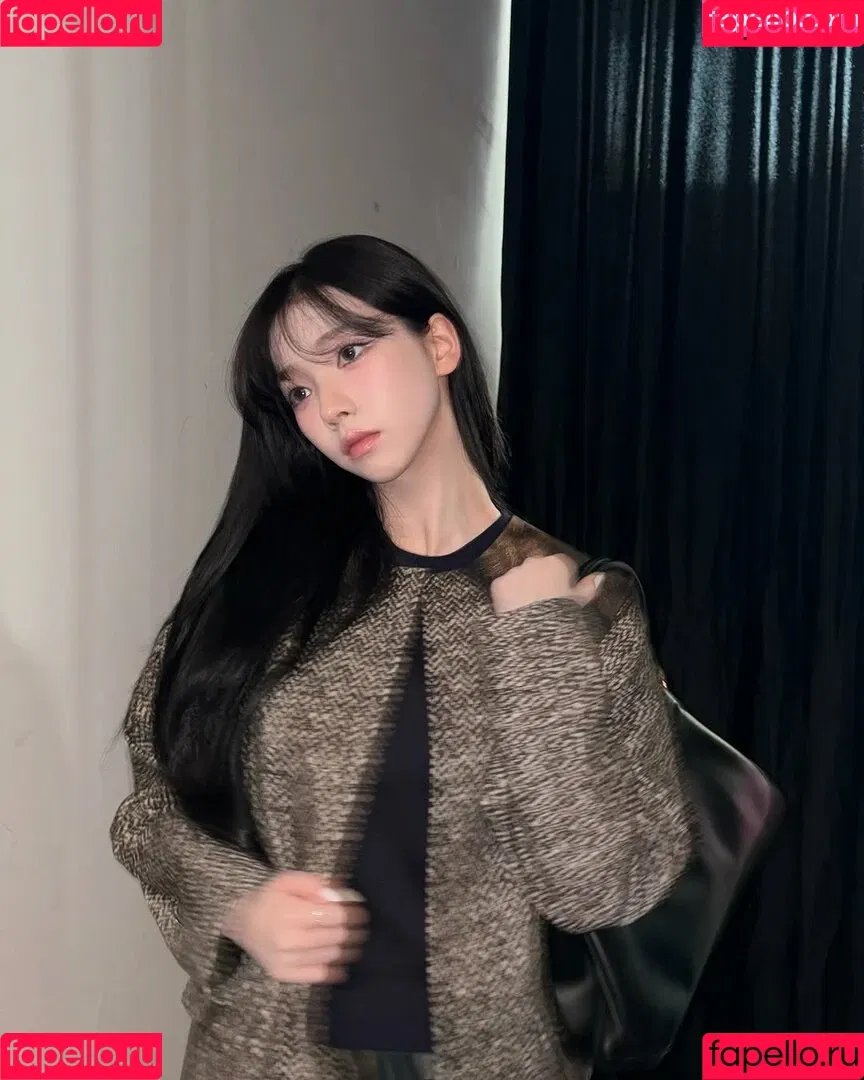 Karina / aespa / karinamasfina / katarinabluu Onlyfans Photo Gallery 