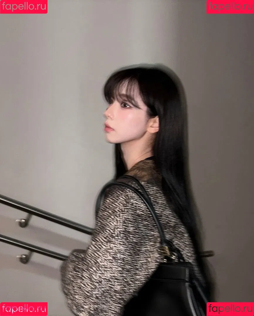 Karina / aespa / karinamasfina / katarinabluu Onlyfans Photo Gallery 