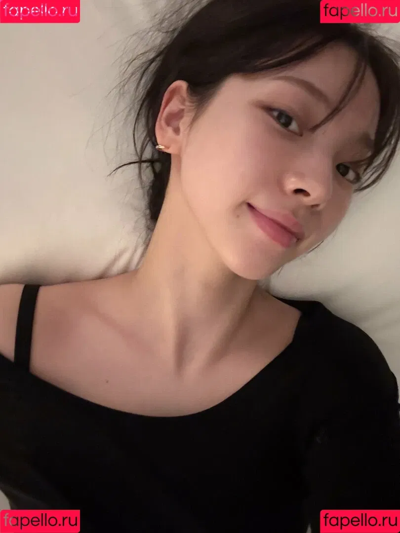 Karina / aespa / karinamasfina / katarinabluu Onlyfans Photo Gallery 