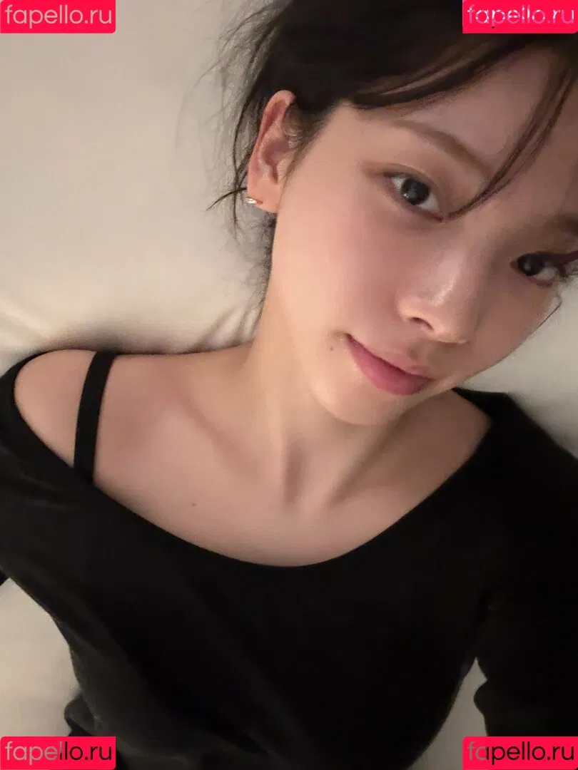 Karina / aespa / karinamasfina / katarinabluu Onlyfans Photo Gallery 