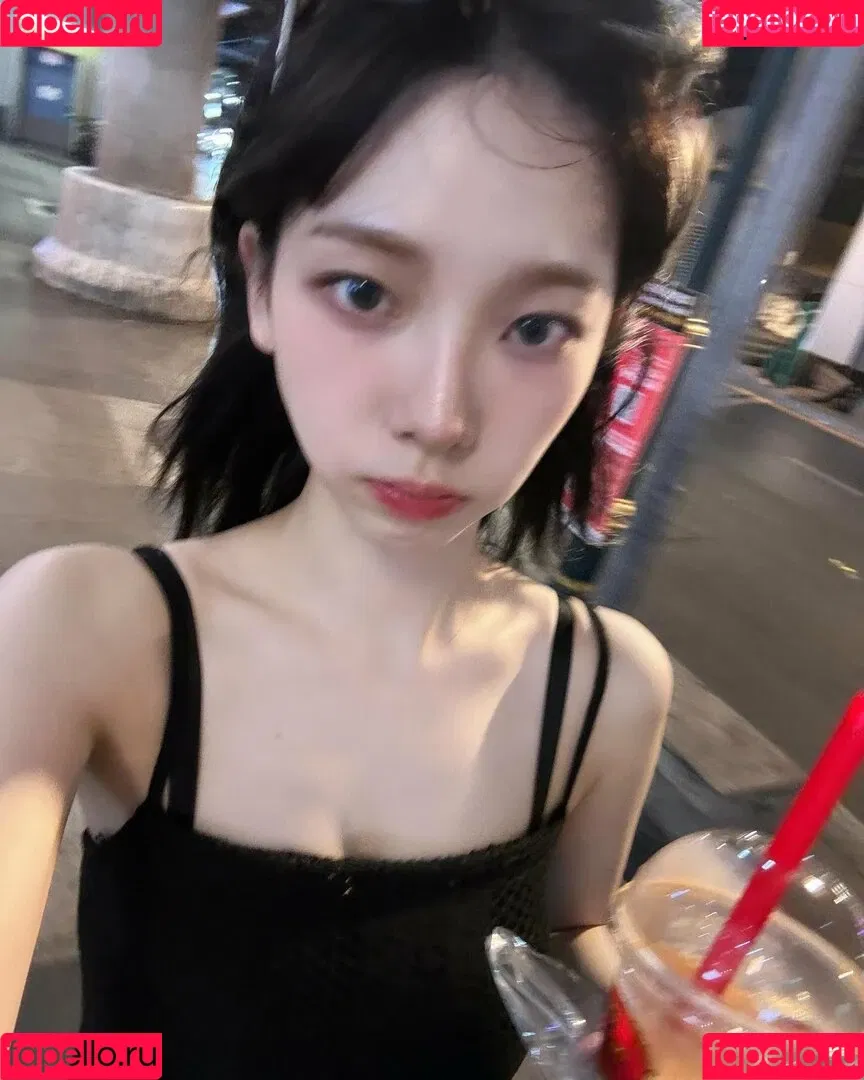 Karina / aespa / karinamasfina / katarinabluu Onlyfans Photo Gallery 