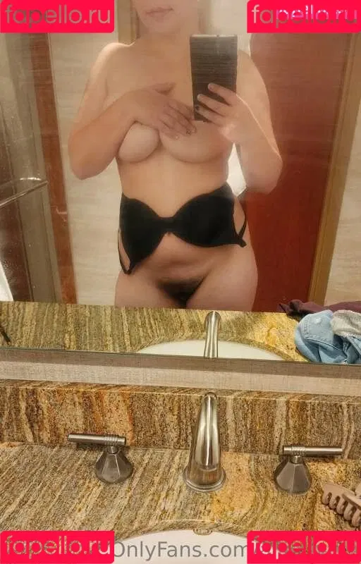 Allie Rivers / allierivers / https: / theallierivers Onlyfans Photo Gallery 