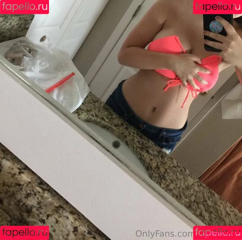 Allie Rivers / allierivers / https: / theallierivers Onlyfans Photo Gallery 