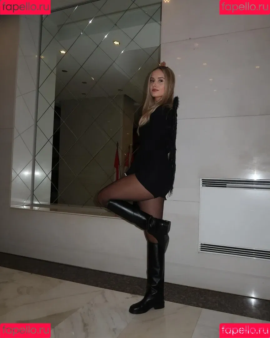Davina Geiss / Davina Geiß / the_real_davina_geiss Onlyfans Photo Gallery 