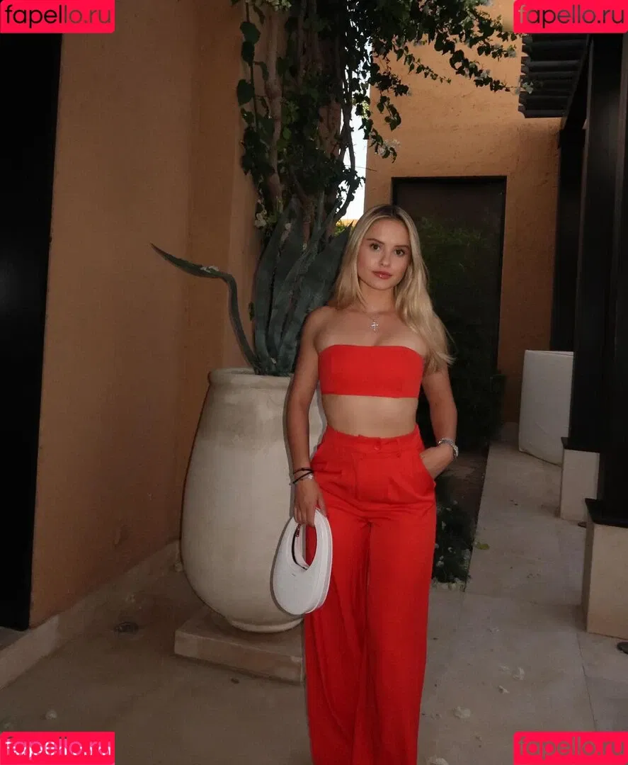 Davina Geiss / Davina Geiß / the_real_davina_geiss Onlyfans Photo Gallery 