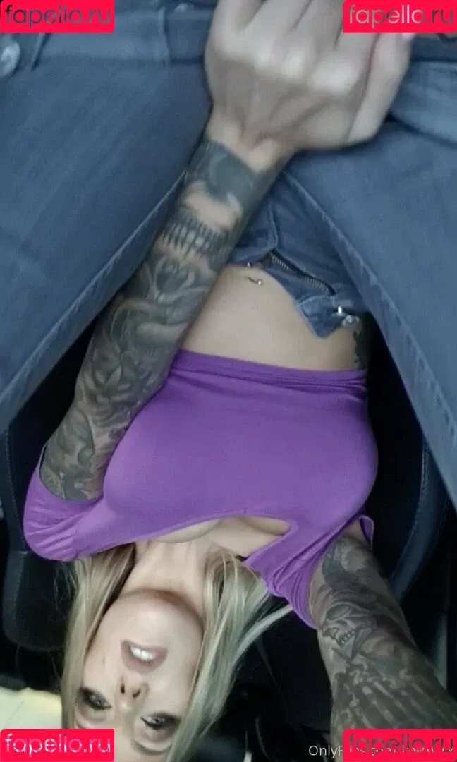 karma.rx / karmarx Onlyfans Photo Gallery 