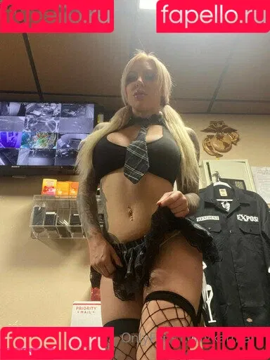 karma.rx / karmarx Onlyfans Photo Gallery 