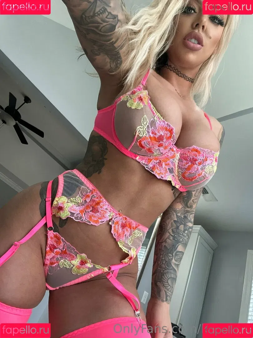 karma.rx / karmarx Onlyfans Photo Gallery 