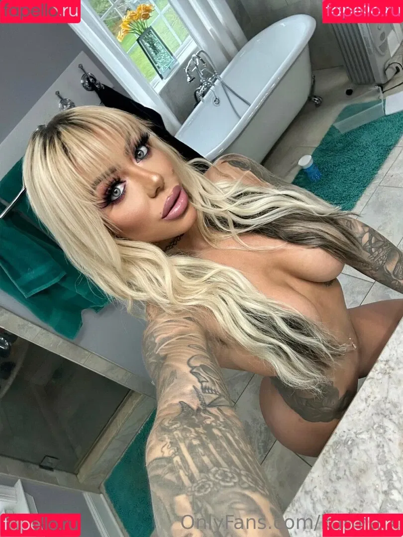 karma.rx / karmarx Onlyfans Photo Gallery 