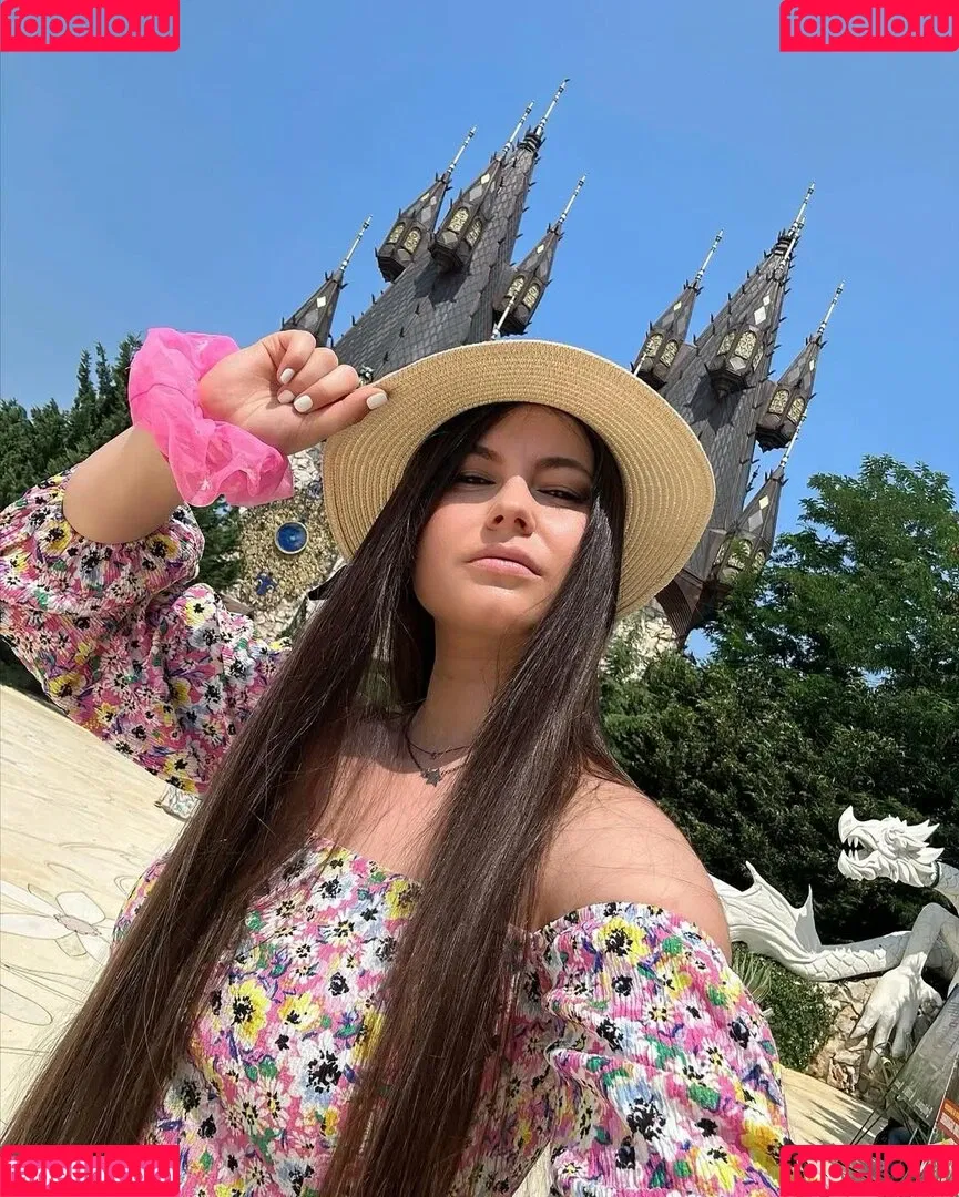 Lauren Brite / Laurenbrite / https: / laurenbrite3 Onlyfans Photo Gallery 