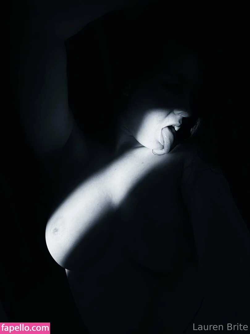 Lauren Brite / Laurenbrite / https: / laurenbrite3 Onlyfans Photo Gallery 