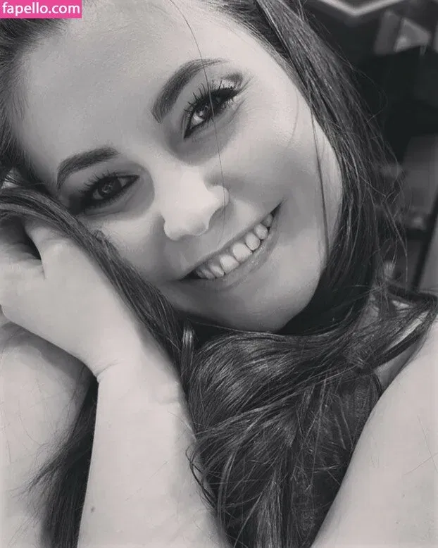 Lauren Brite / Laurenbrite / https: / laurenbrite3 Onlyfans Photo Gallery 