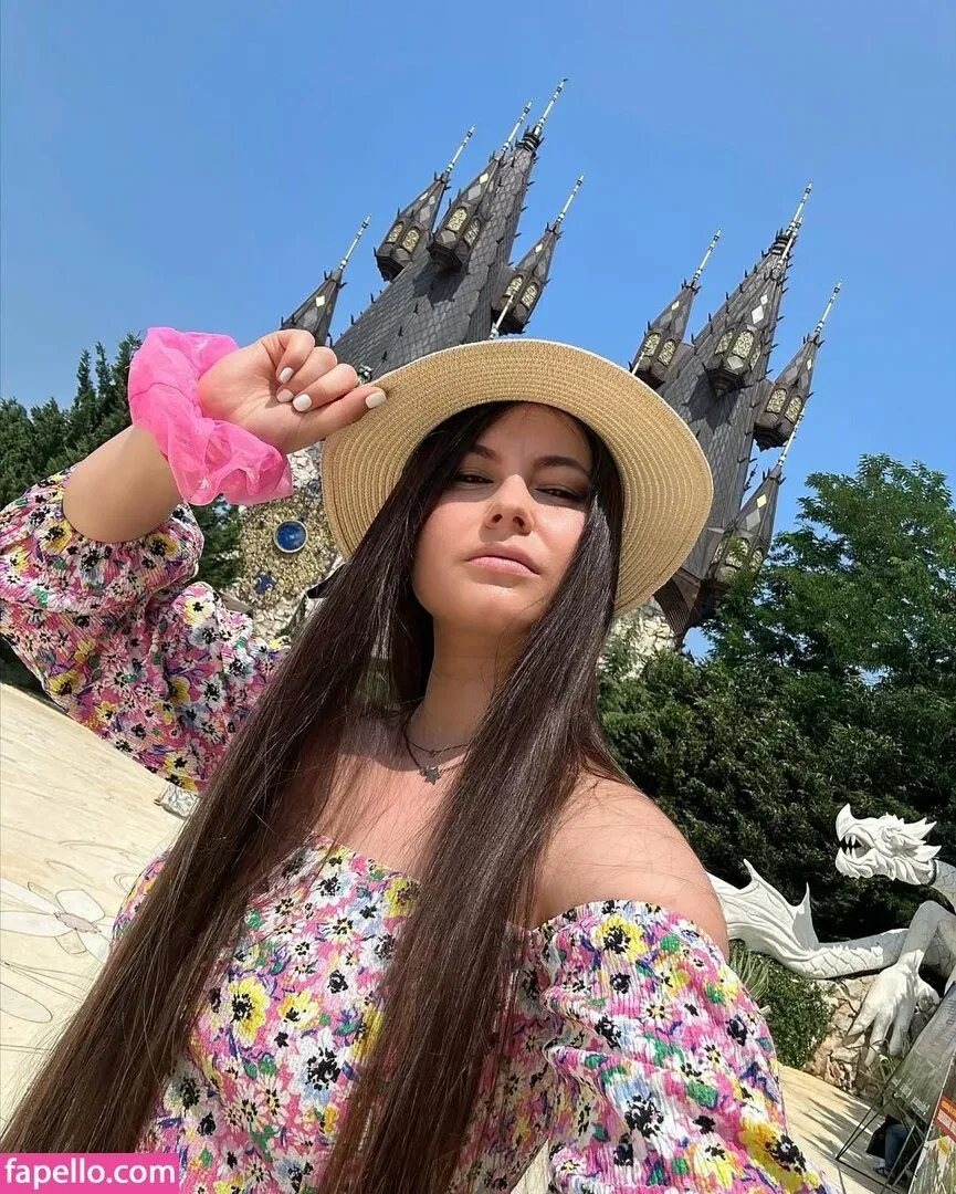 Lauren Brite / Laurenbrite / https: / laurenbrite3 Onlyfans Photo Gallery 