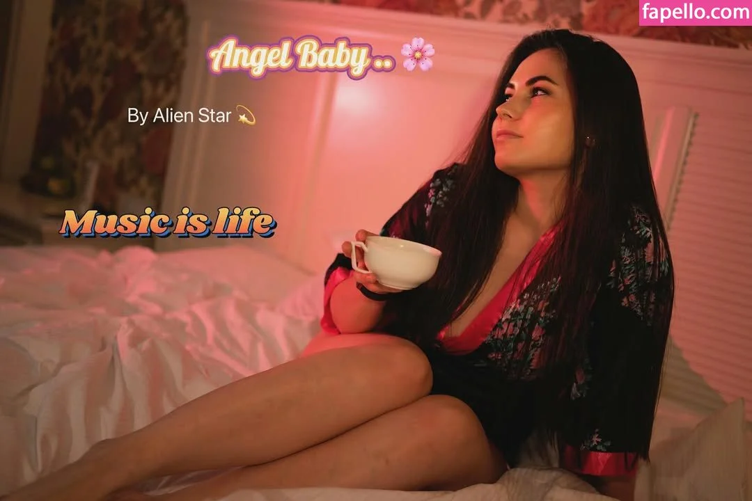 Lauren Brite / Laurenbrite / https: / laurenbrite3 Onlyfans Photo Gallery 