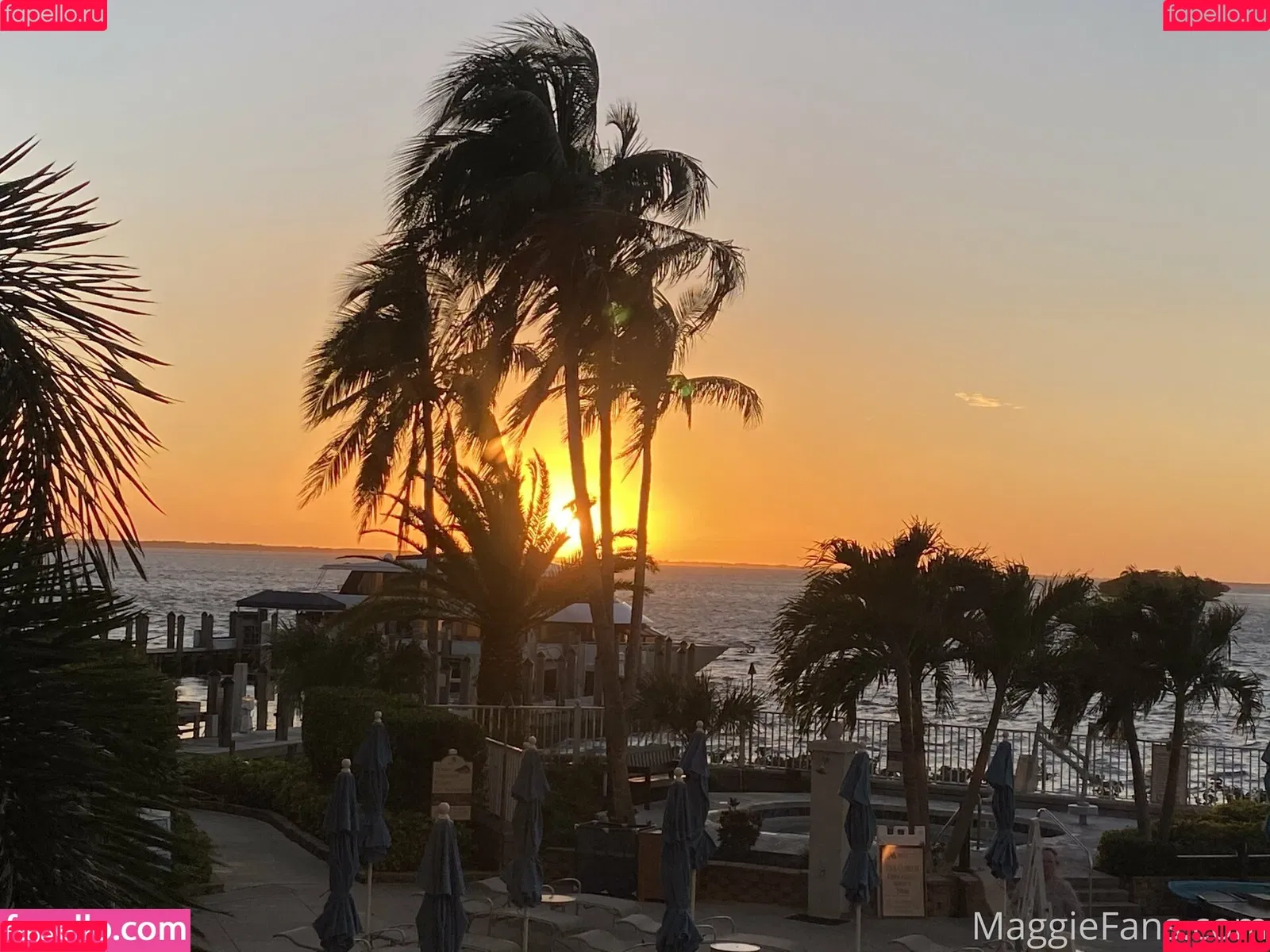 maggiegreenlive / officialmaggiegreen Onlyfans Photo Gallery 