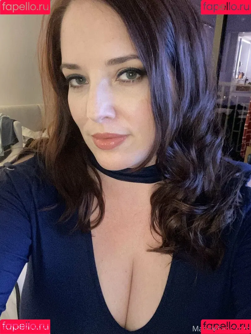 maggiegreenlive / officialmaggiegreen Onlyfans Photo Gallery 