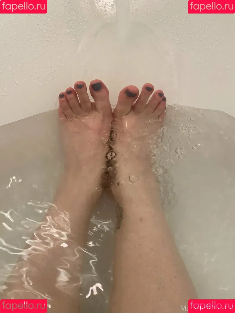 maggiegreenlive / officialmaggiegreen Onlyfans Photo Gallery 