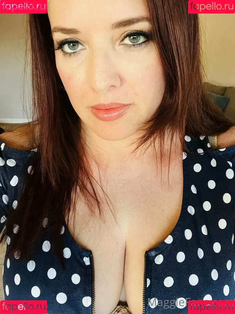 maggiegreenlive / officialmaggiegreen Onlyfans Photo Gallery 