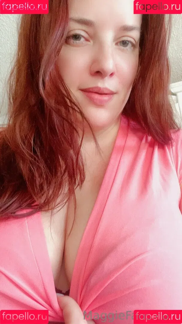 maggiegreenlive / officialmaggiegreen Onlyfans Photo Gallery 