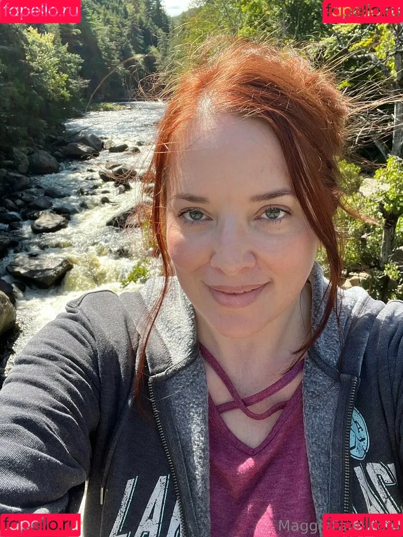 maggiegreenlive / officialmaggiegreen Onlyfans Photo Gallery 