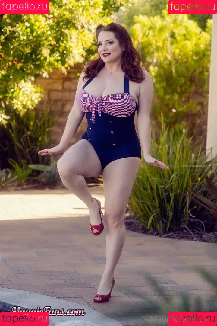 maggiegreenlive / officialmaggiegreen Onlyfans Photo Gallery 
