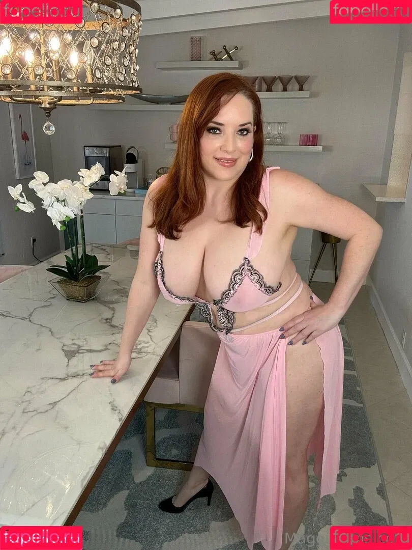 maggiegreenlive / officialmaggiegreen Onlyfans Photo Gallery 