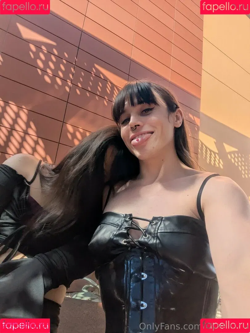 Nyxi Leon / nyxi_leon / of_nyxi_leon Onlyfans Photo Gallery 